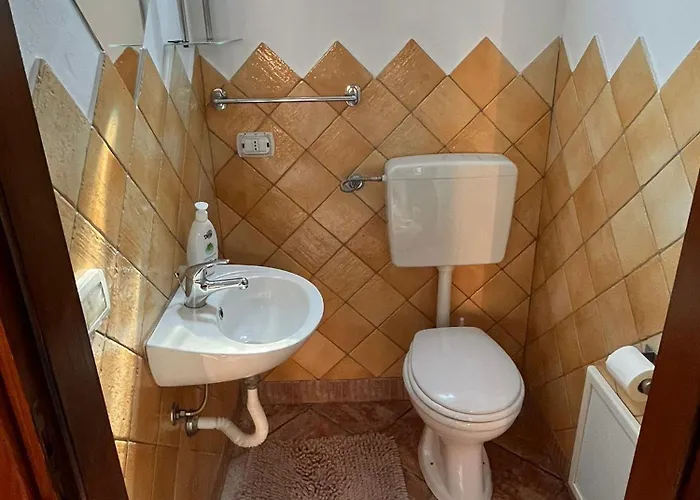 Rustico San Leonardo 度假居 *